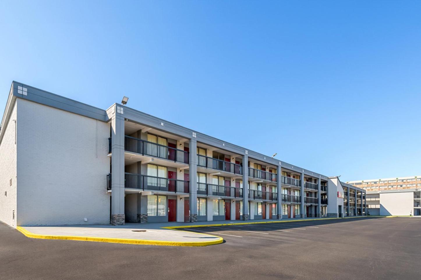 Red Roof Inn Richmond - Airport Sandston Exterior photo